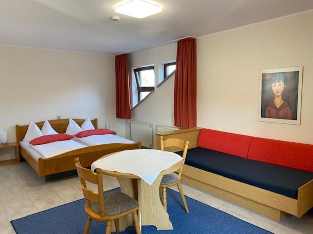 Janssen Hotel 3*